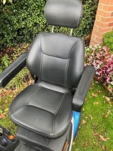 Rascal Vecta sport class 3 road legal Mobility Scooter - view 4