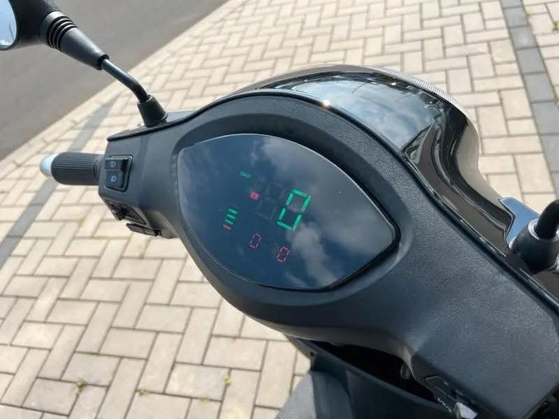 Vita Care 4000 Li mobility scooter  - view 7