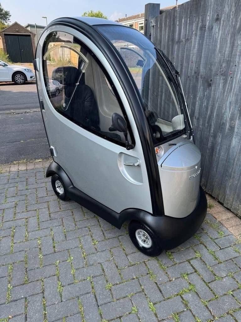 Shoprider Travesco class 3 mobility scooter - view 4