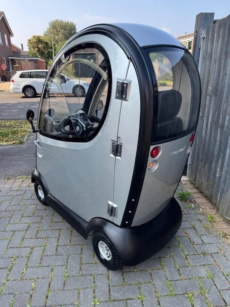 Shoprider Travesco class 3 mobility scooter - view 5