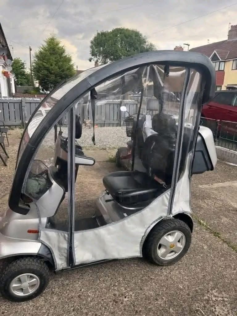 TGA BREEZE S4 mobility scooter - view 4