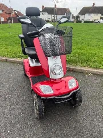 Kymco Maxi XLS mobility scooter  - view 2