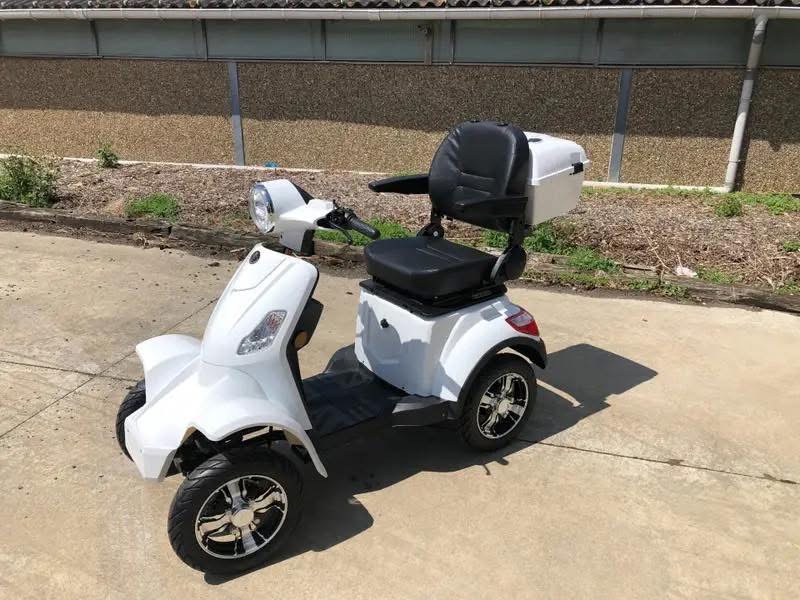 Vita Care 4000 Li mobility scooter  - view 3