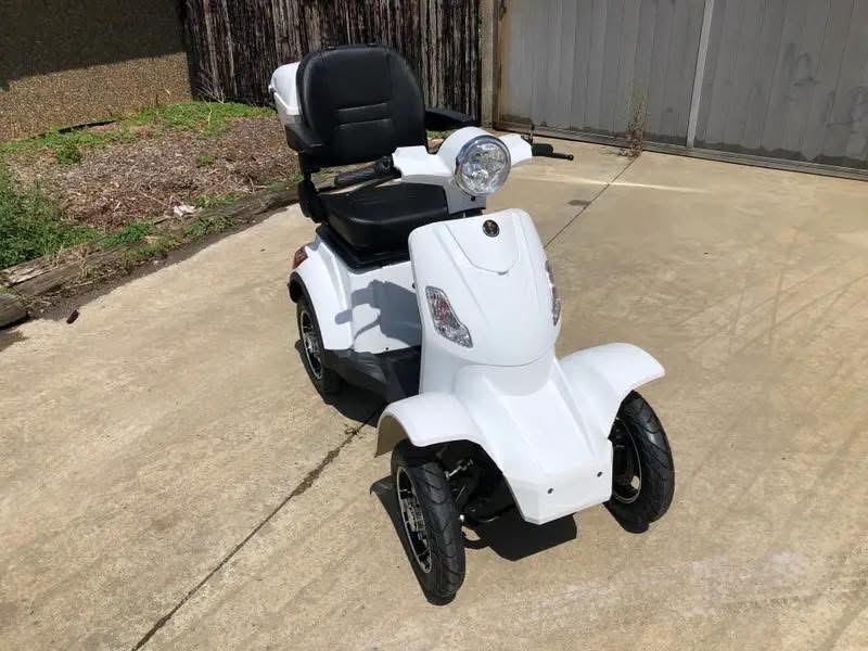 Vita Care 4000 Li mobility scooter  - view 9