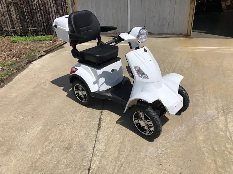 Vita Care 4000 Li mobility scooter  - view 11