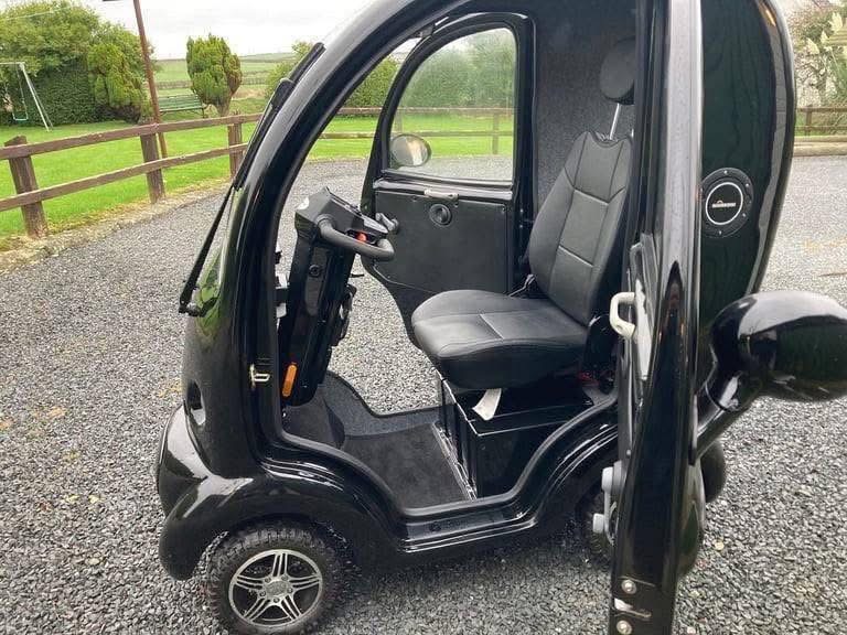 Cabin car MK2 plus Mobility Scooter 