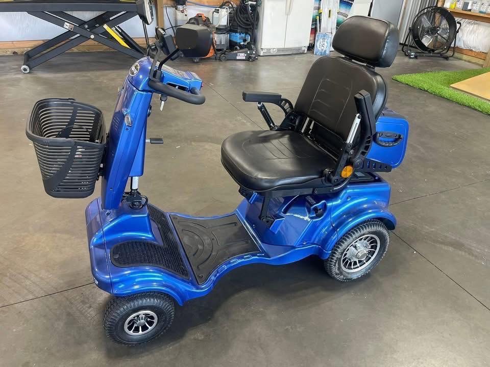 4 wheel electric mobility scooter - view 2