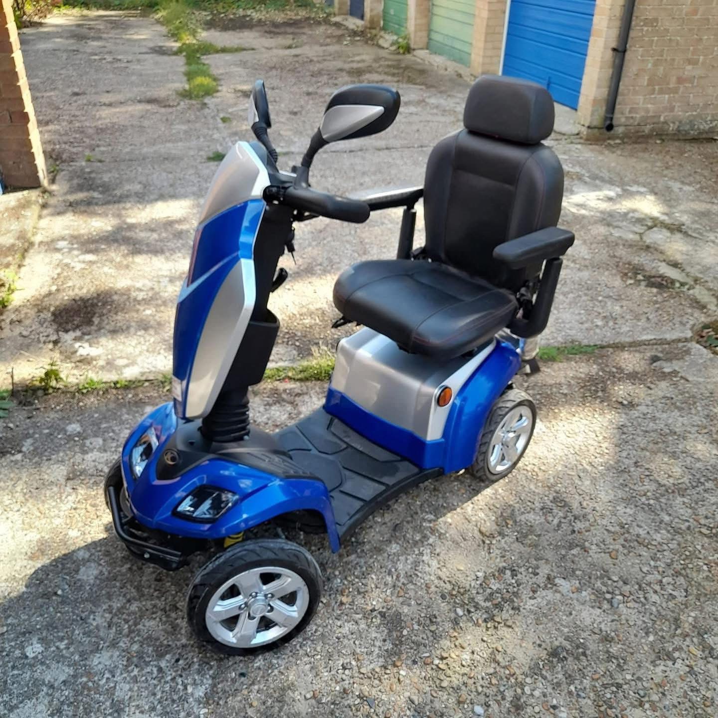 Kymco Maxer 8mph mobility scooter  - view 2