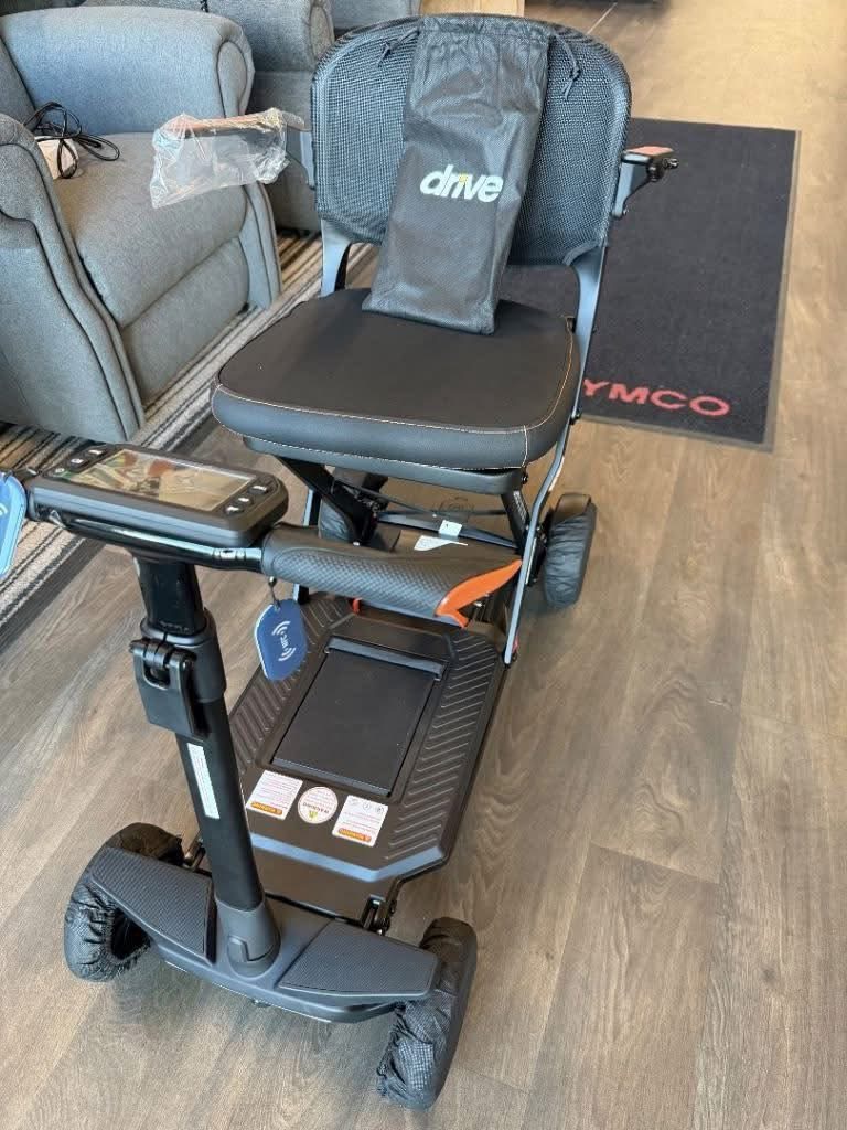 Monarch smarti 4 wheel automatic folding mobility scooter - view 2