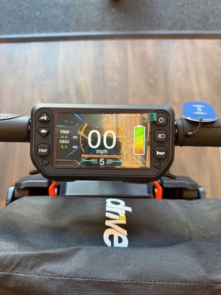 Monarch smarti 4 wheel automatic folding mobility scooter - view 8