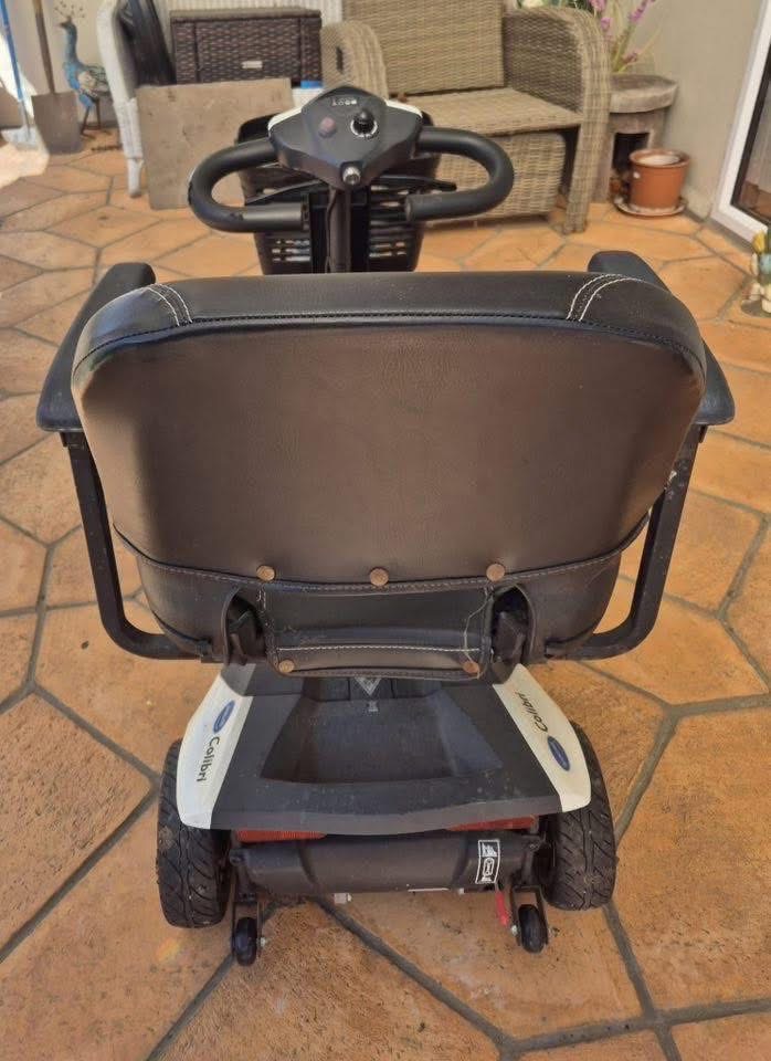 Invacare Colibri compact mobility scooter  - view 5