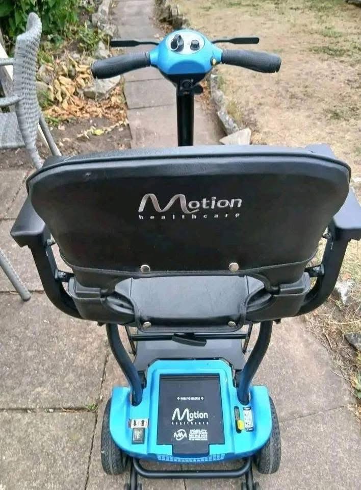 Motion Healthcare eDrive mobility scooter - view 7