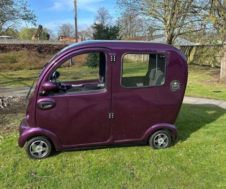 Scooter pac cabin car - view 2