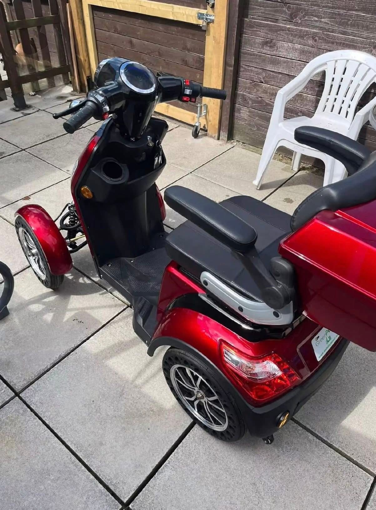 Four wheel electric mobility scooter - view 4