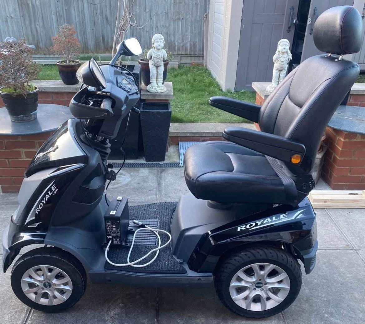 Drive Royal 4 mobility scooter - view 3