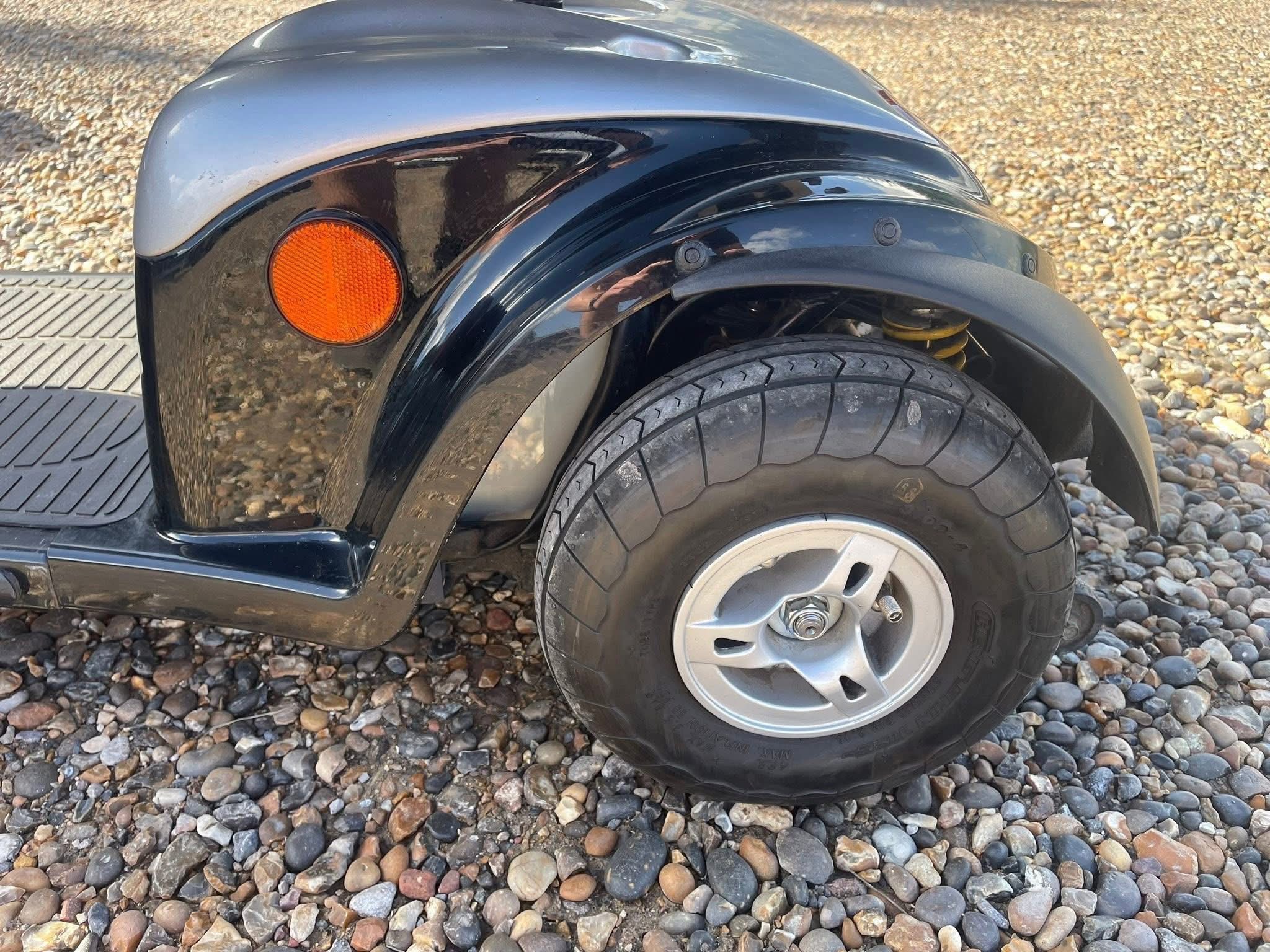 Kymco Maxi XLS 8mph Mobility Scooter - view 6