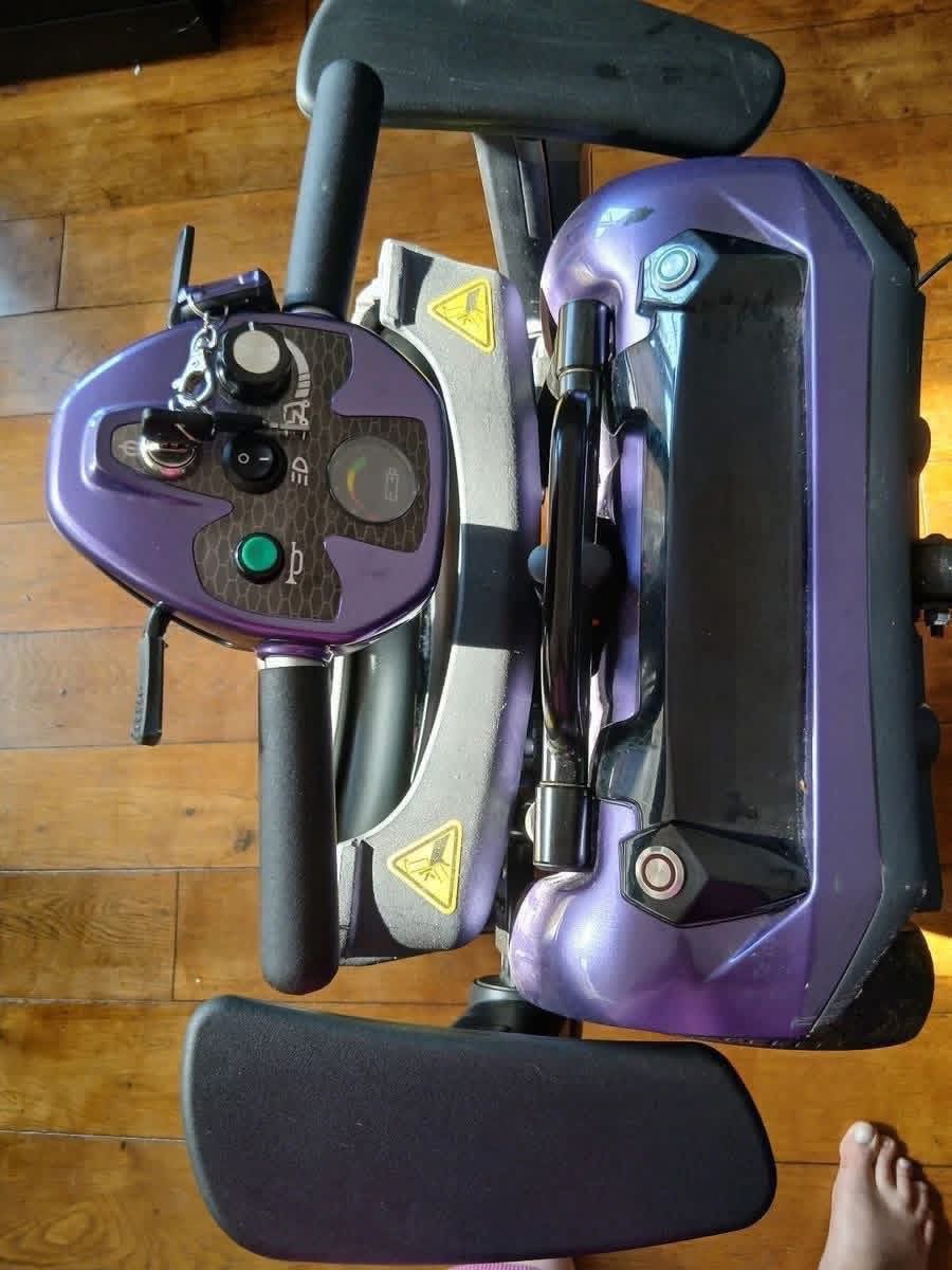TGA MINIMO PLUS 4 FOLDING MOBILITY SCOOTER  - view 11