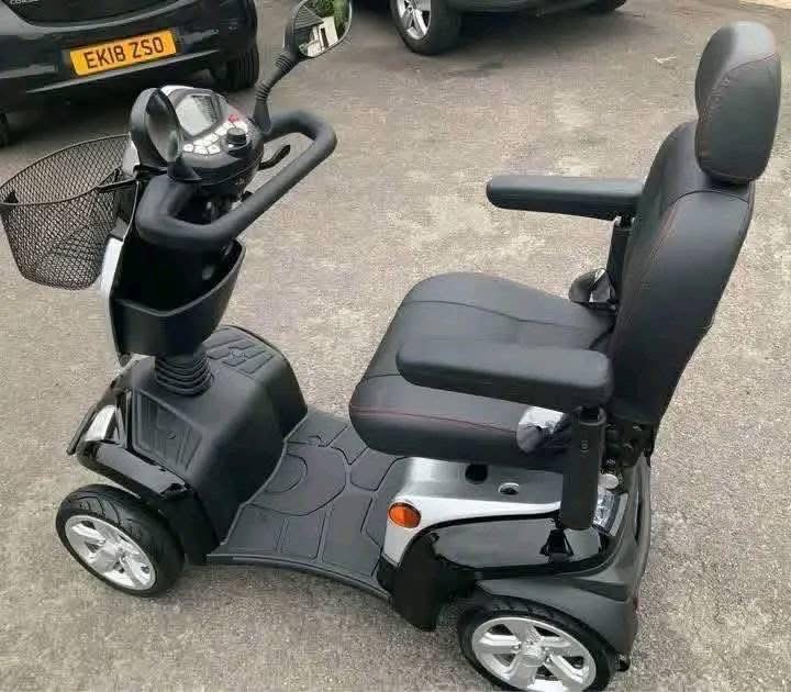 Kymco Agility 8mph Mobility Scooter - view 7