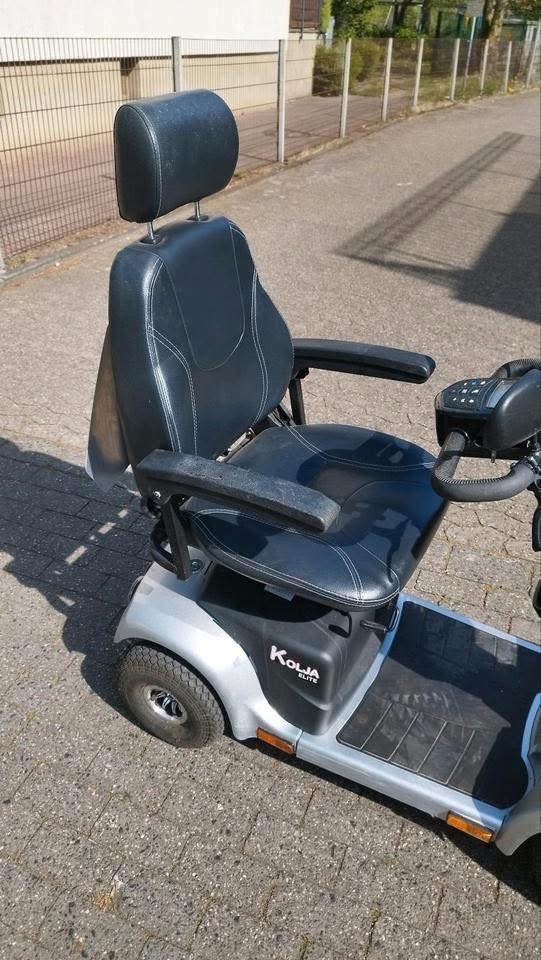 KOLJA ELITE 8MPH MOBILITY SCOOTER - view 6