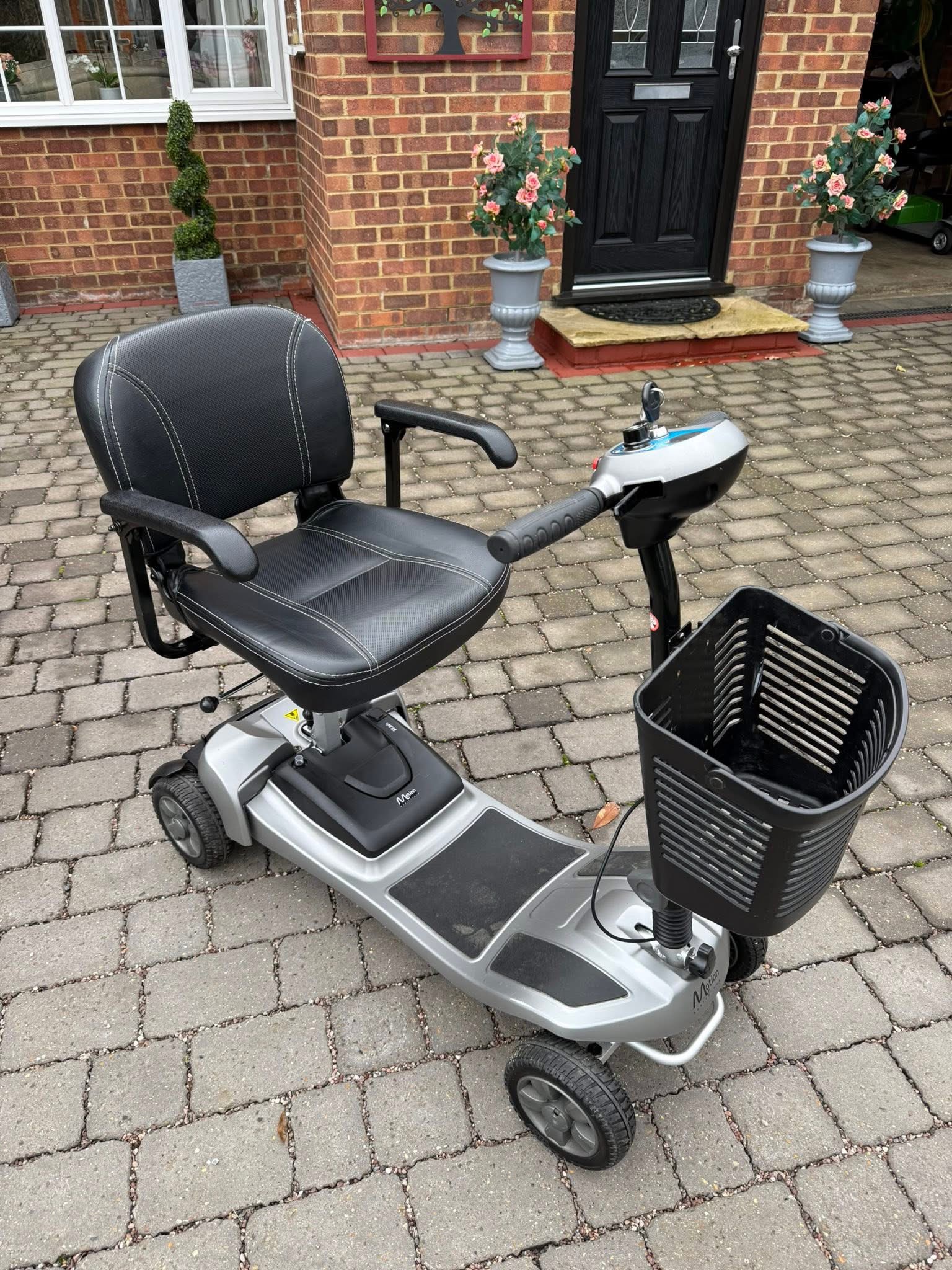 MOTION HEALTHCARE LITHILITE PRO MOBILITY SCOOTER  - view 3