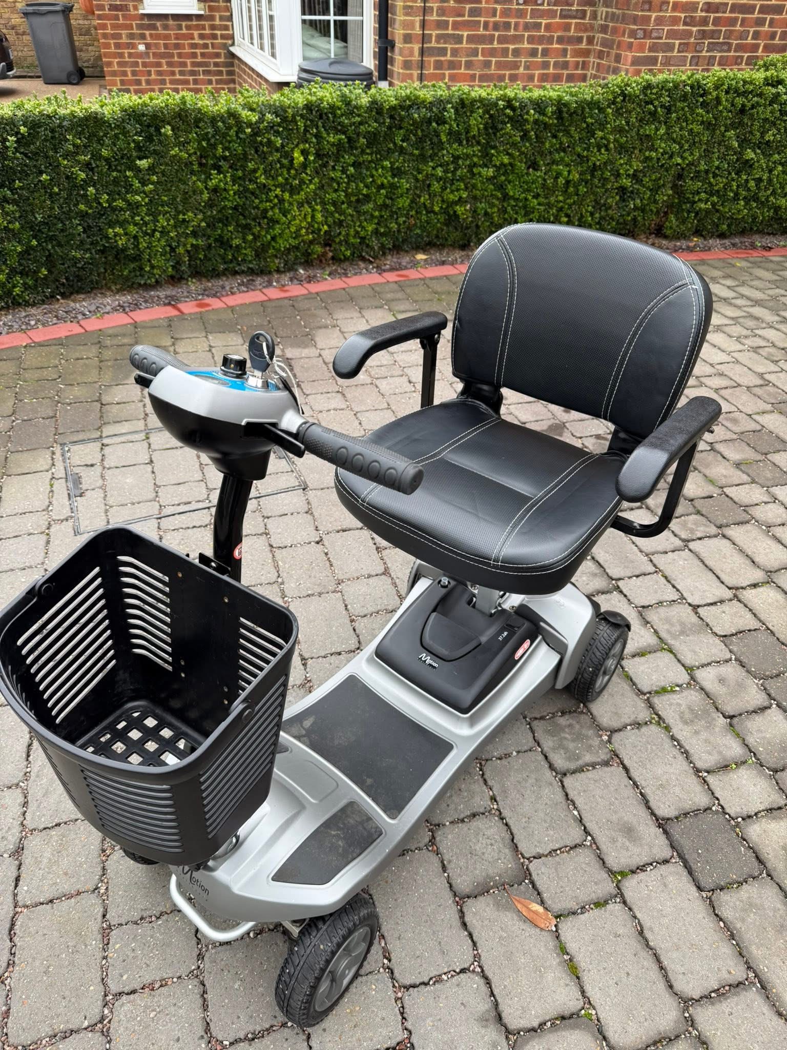 MOTION HEALTHCARE LITHILITE PRO MOBILITY SCOOTER  - view 4