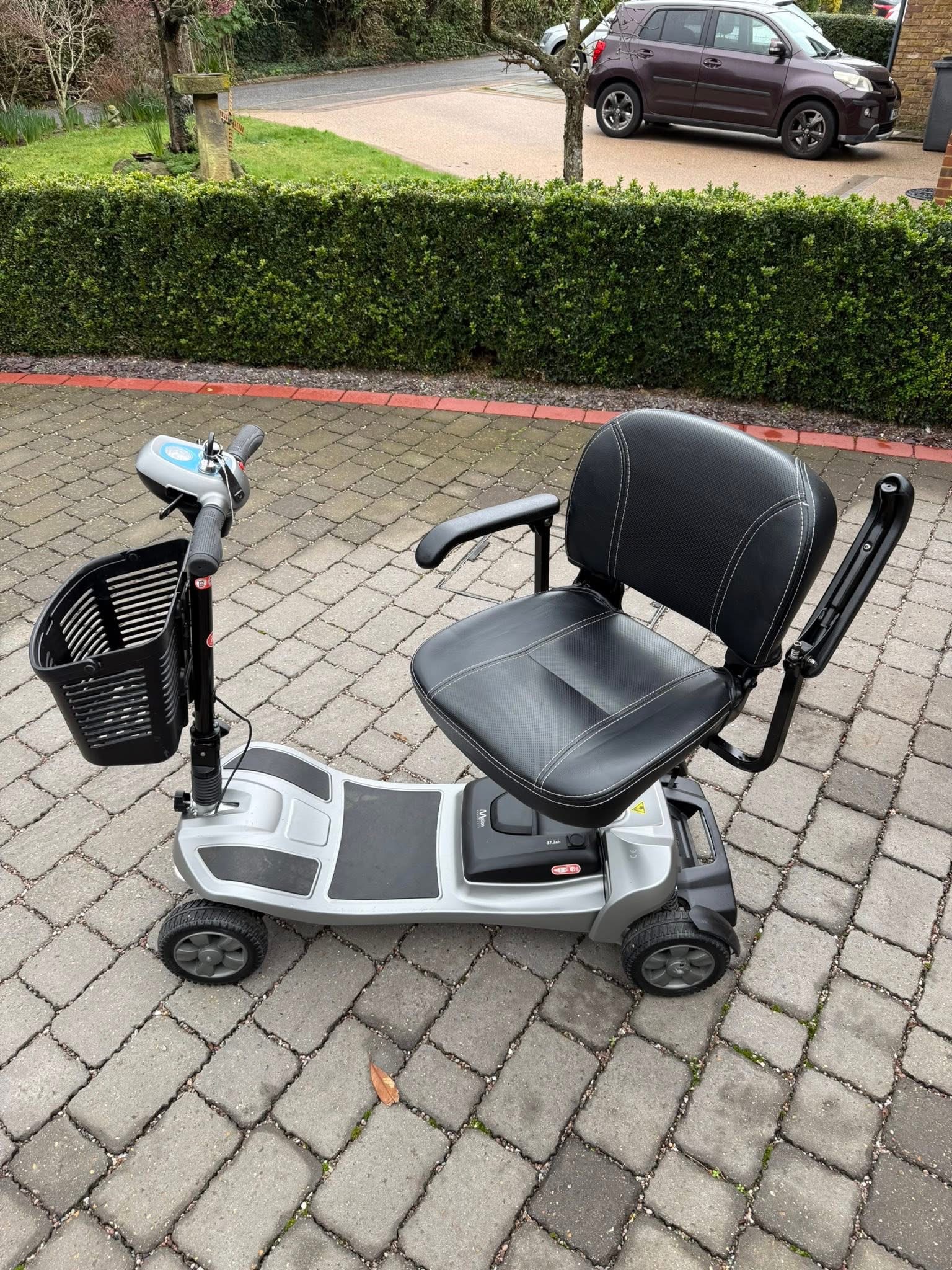 MOTION HEALTHCARE LITHILITE PRO MOBILITY SCOOTER  - view 7