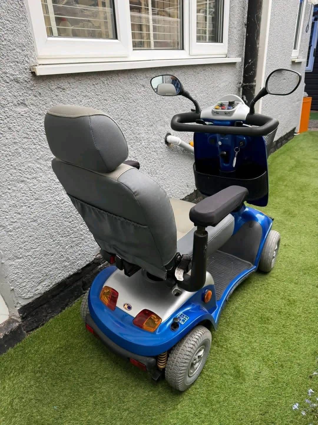 KYMCO MIDI XLS MOBILITY SCOOTER - view 5