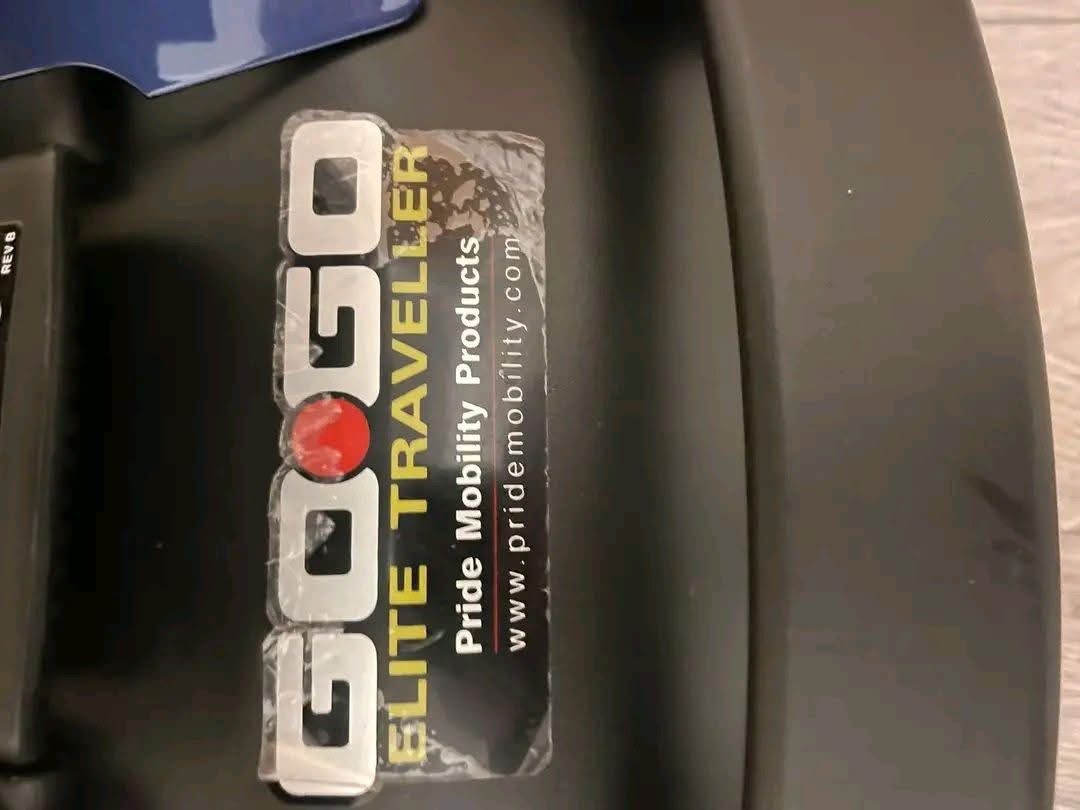 GO GO Pride elite traveller mobility scooter - view 4
