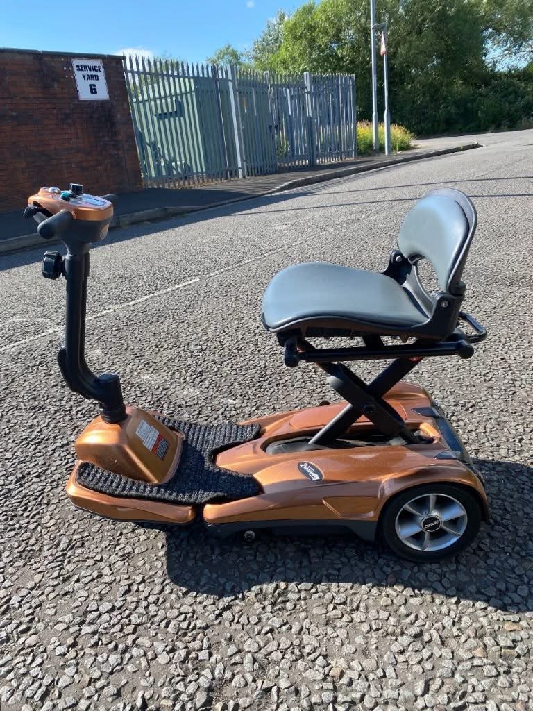DRIVE 3-WHEEL AUTOMATIC FOLDING MOBILITY SCOOTER  - view 5