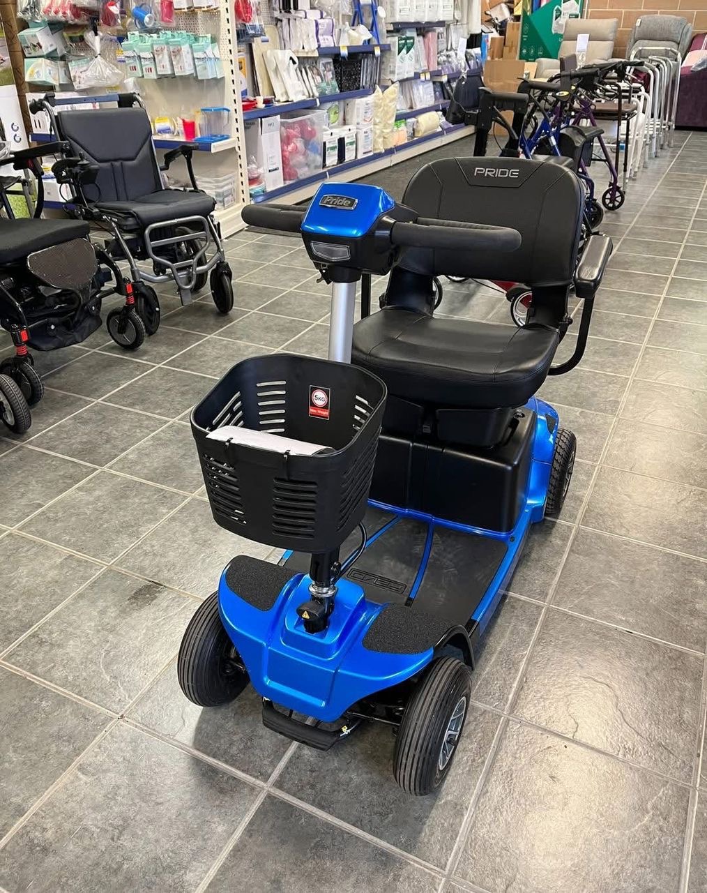 PRIDE REVO 2.0 MOBILITY SCOOTER - view 2