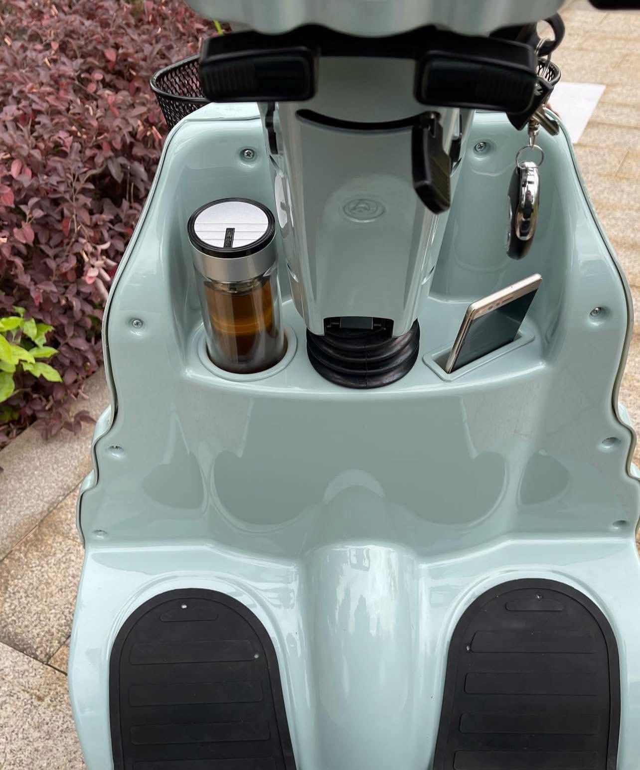 AFISCOOTER S4 2 SEATER MOBILITY SCOOTER ALL TERRAIN  - view 4
