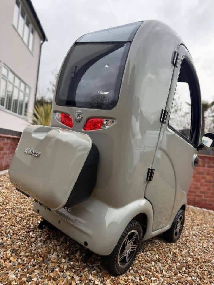 ScooterPac Cabin Car MK2 - view 4