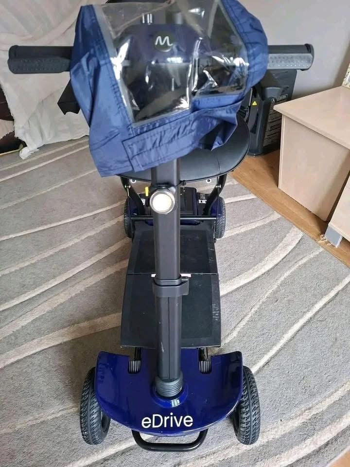 Motion Healthcare eDrive mobility scooter - view 4