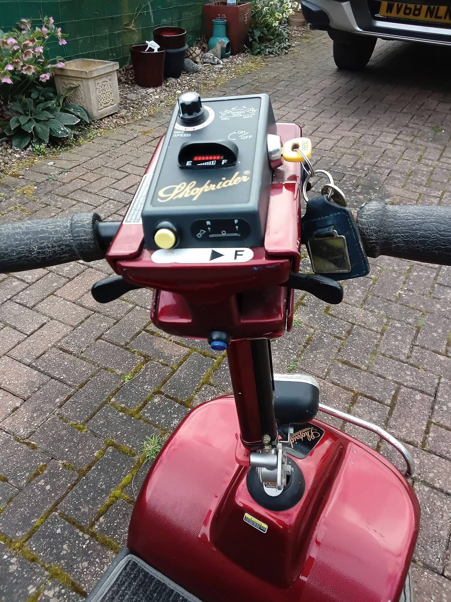 SHOPRIDER Sovereign 4 mobility scooter  - view 4