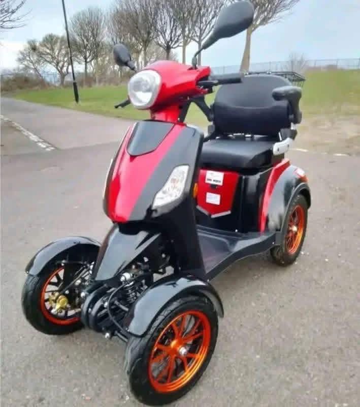 GREEN POWER ZT-4  ALL TERRAIN MOBILITY SCOOTER - view 2