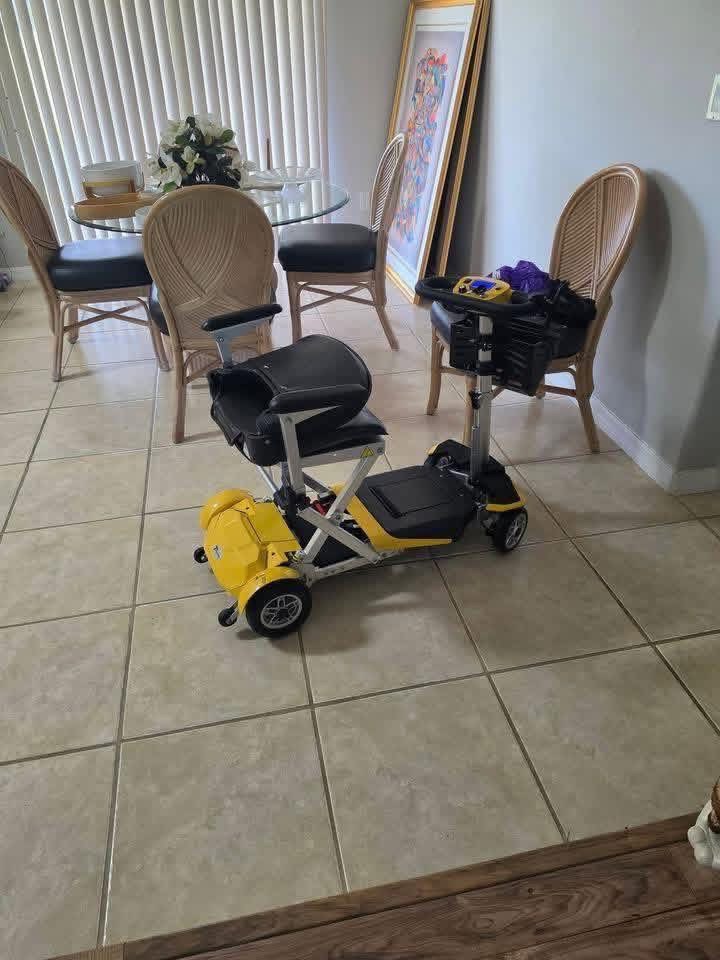 SOLAX TRANSFORMER mobility scooter - view 5