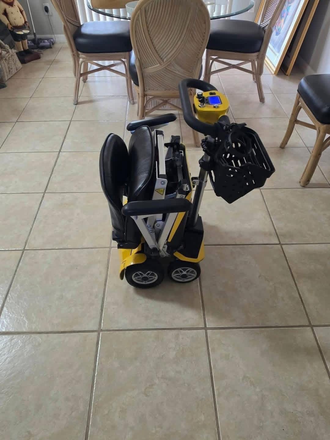 SOLAX TRANSFORMER mobility scooter - view 8