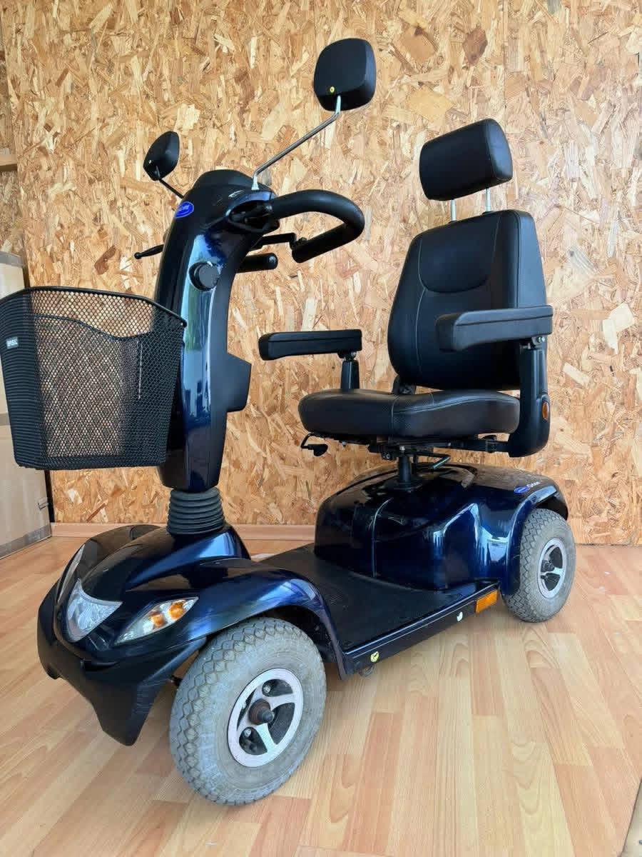 Invacare Orion mobility scooter. - view 2