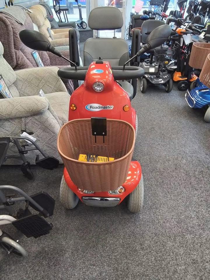 Roma SHOPRIDER Cadiz Mobility Scooter  - view 2