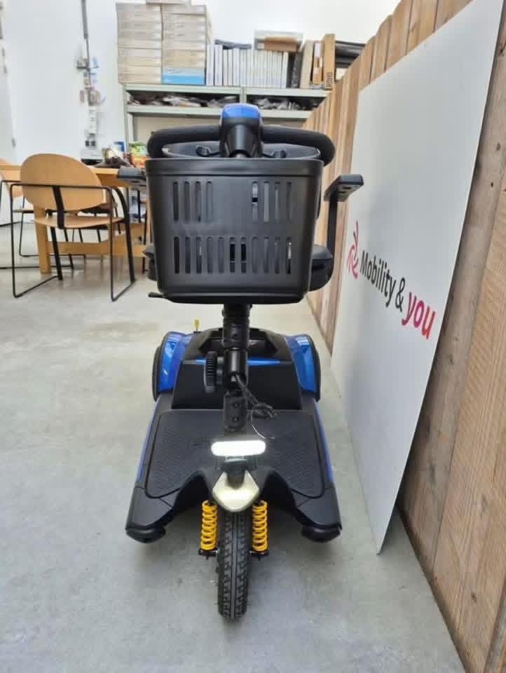 Excel Xena 3 wheel mobility scooter  - view 2