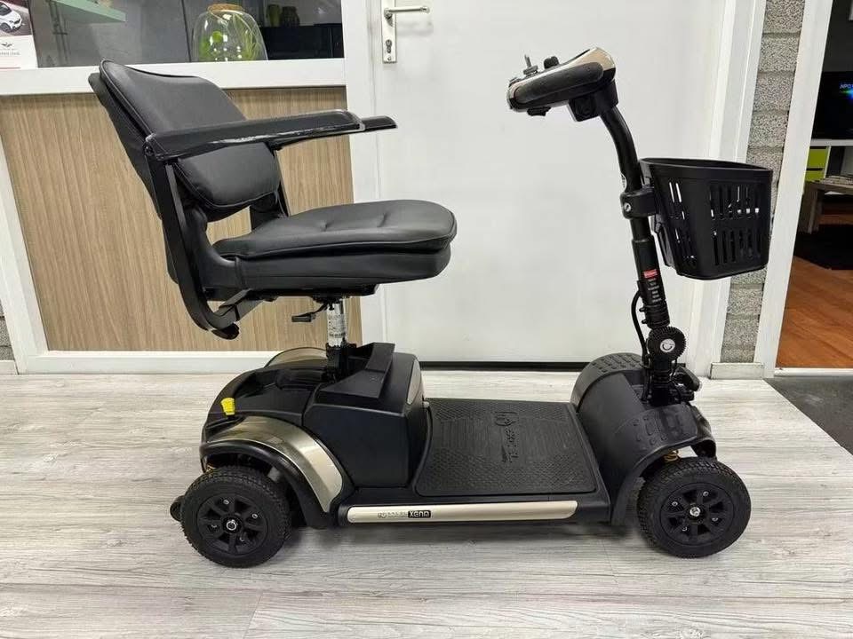 Excel Xena Demountable mobility scooter  - view 2