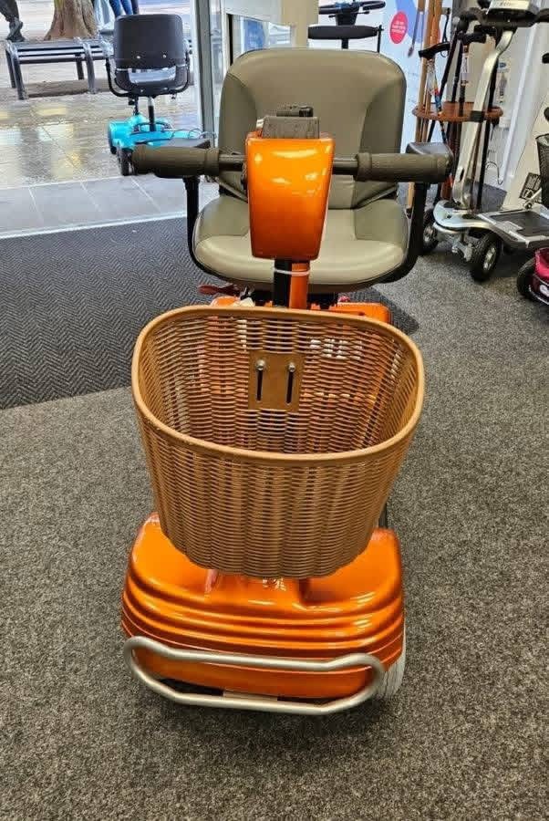 Roma Sovereign 4 mobility scooter  - view 2