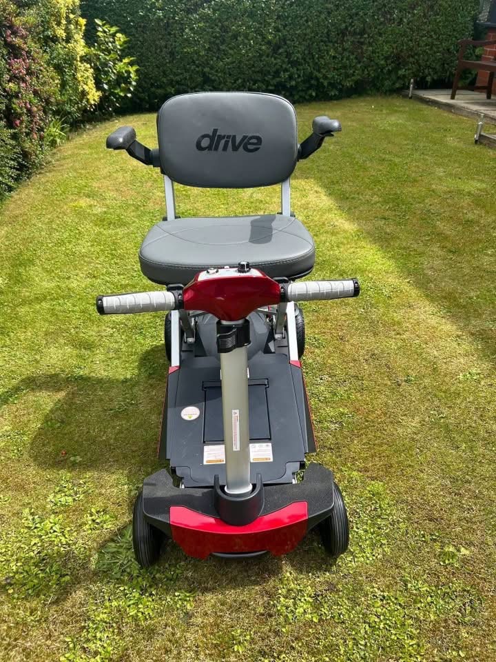 Drive Autofold 4 Wheel Automatic Folding Mobility Scooter - view 3