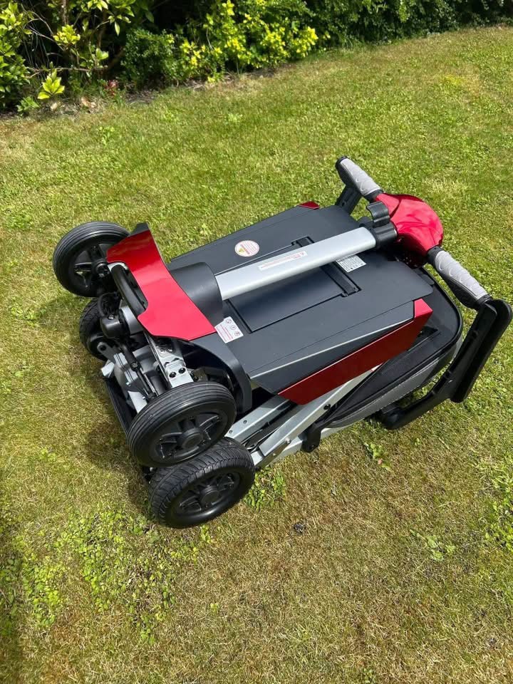 Drive Autofold 4 Wheel Automatic Folding Mobility Scooter - view 4
